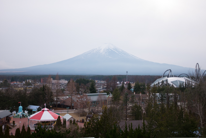 debschwedhelm-fuji-Q-highland-japan