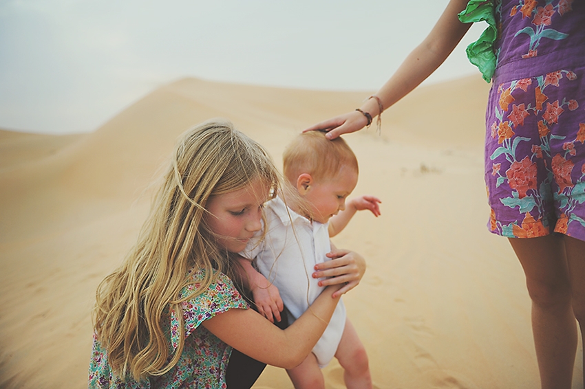 Kirsty Larmour_cousins in the desert_Abu Dhabi_week 18