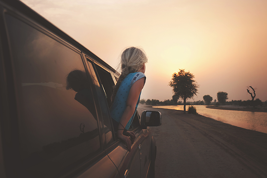 kirsty-larmour-off-road-at-sunset-uae-week-27